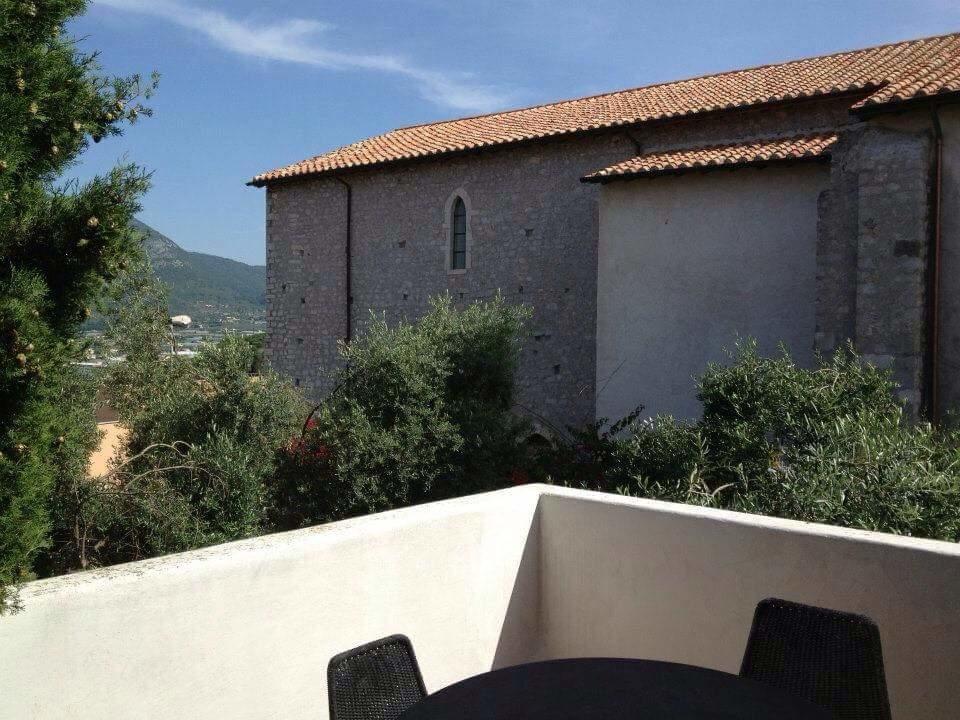 Hotel Hegelberger à Terracine Extérieur photo